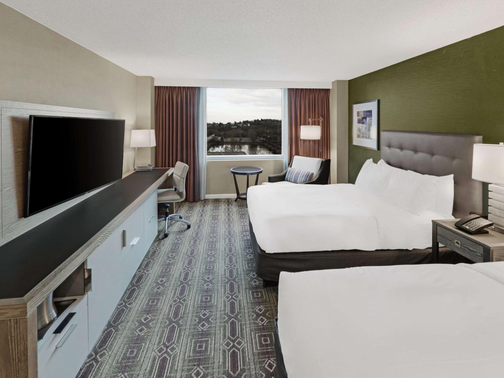 Hilton Harrisburg Near Hershey Park Exterior foto